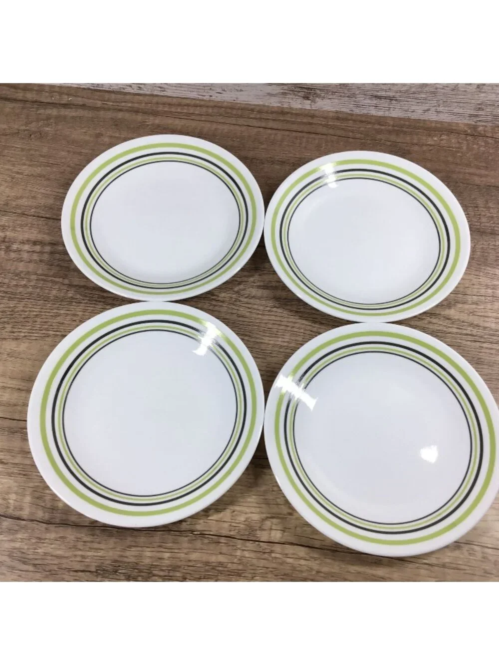 Set of 4 Corelle Garden Sketch Bands Bread & Butter Plates 6 3/4 In